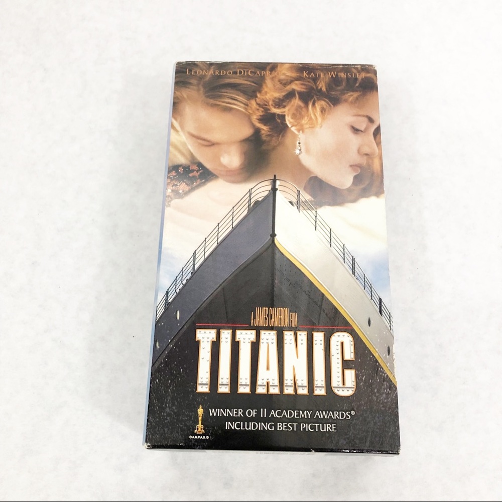 Paramount Titanic VHS Movie Tapes